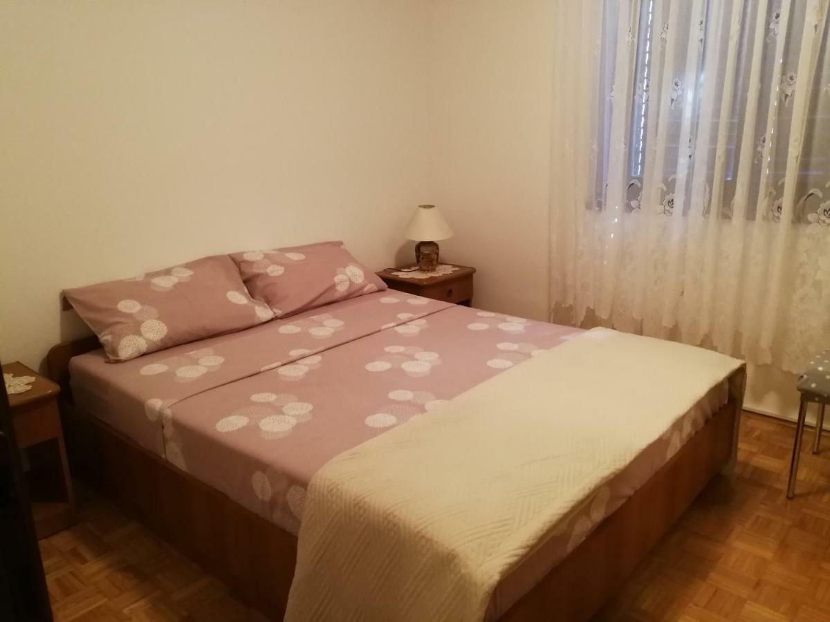Apartment Koruna 1 Pula Exteriér fotografie